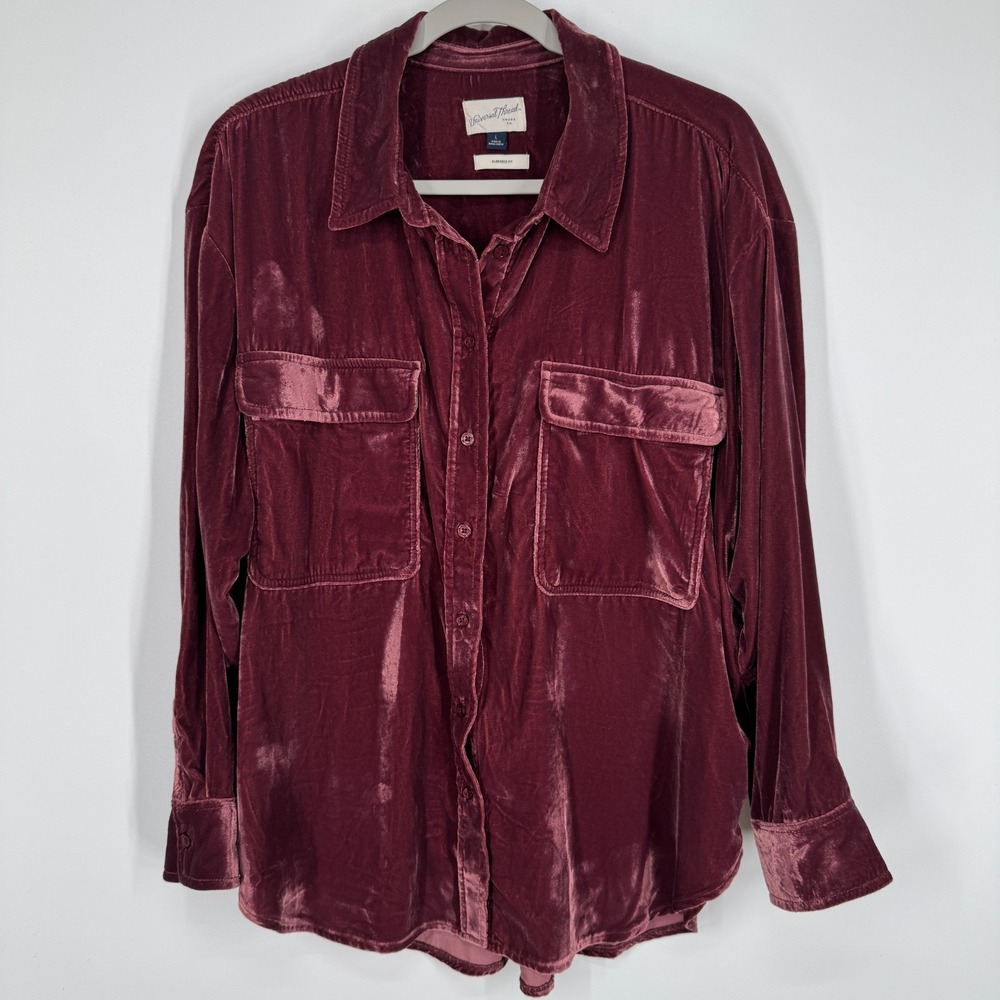 Universal Thread Size L Burgundy Velvet Velour Oversized Shirt Shacket Button